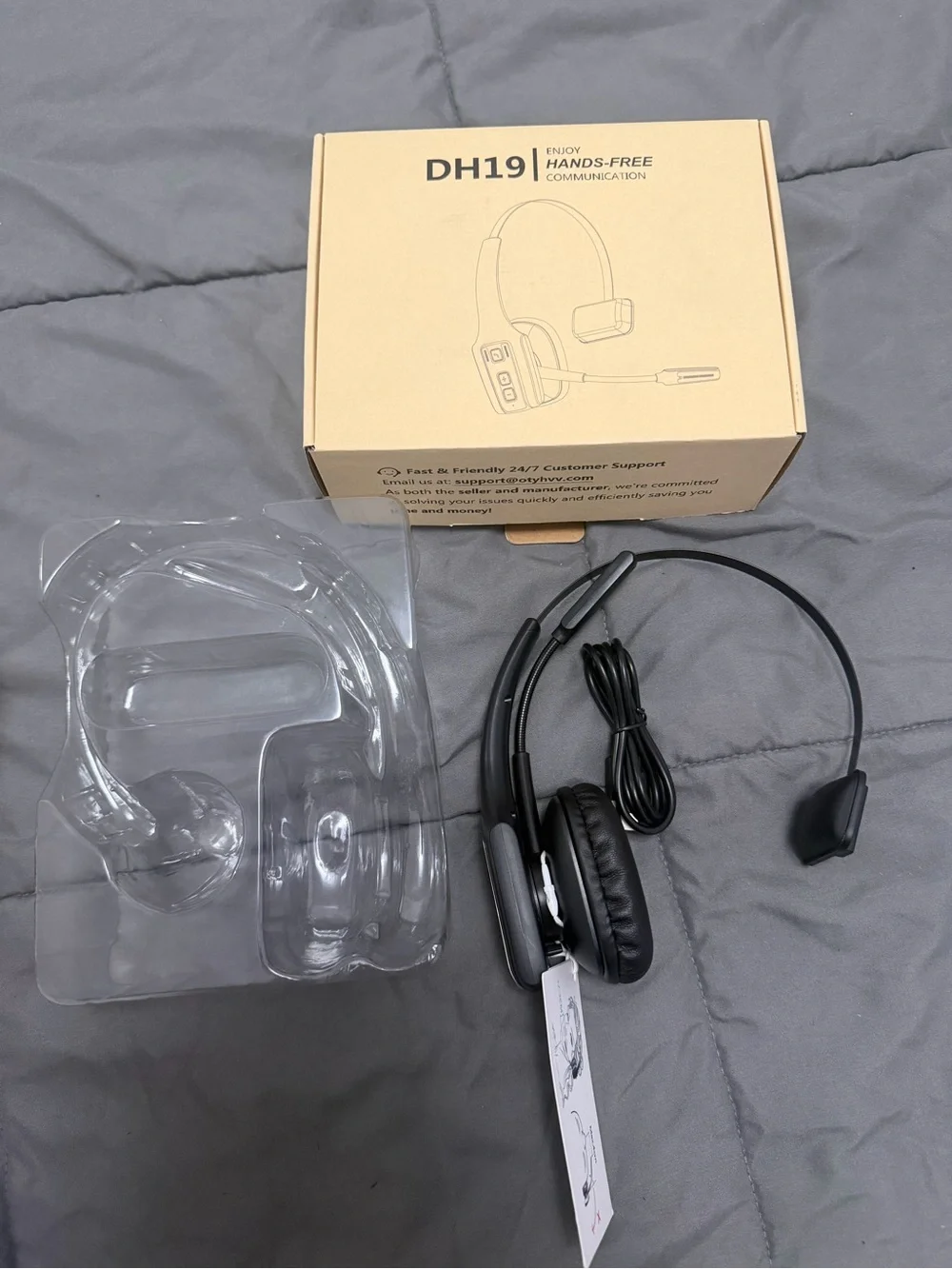 Black USB Wired Over-Ear Headset with Boom Mic